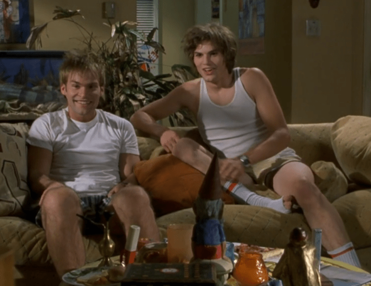2 - Seann William Scott as Chester on left and Ashton Kutcher as Jesse on right